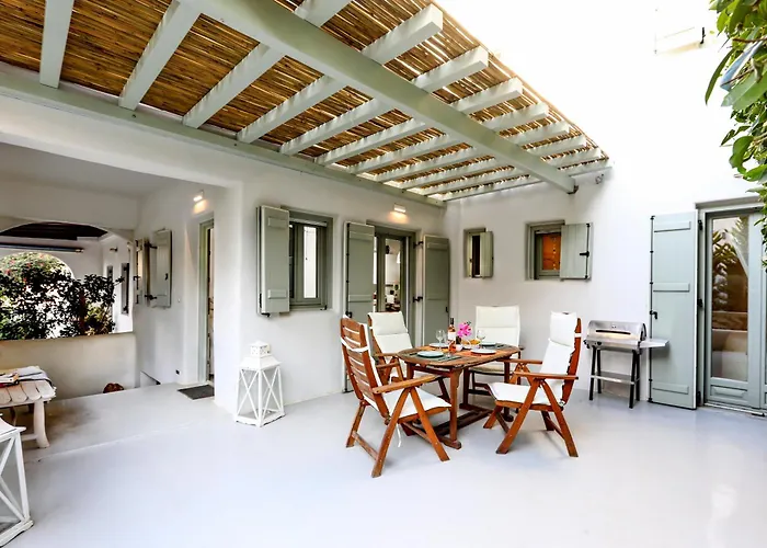 Emelias House Sea Side