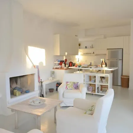 Emelias House Sea Side *