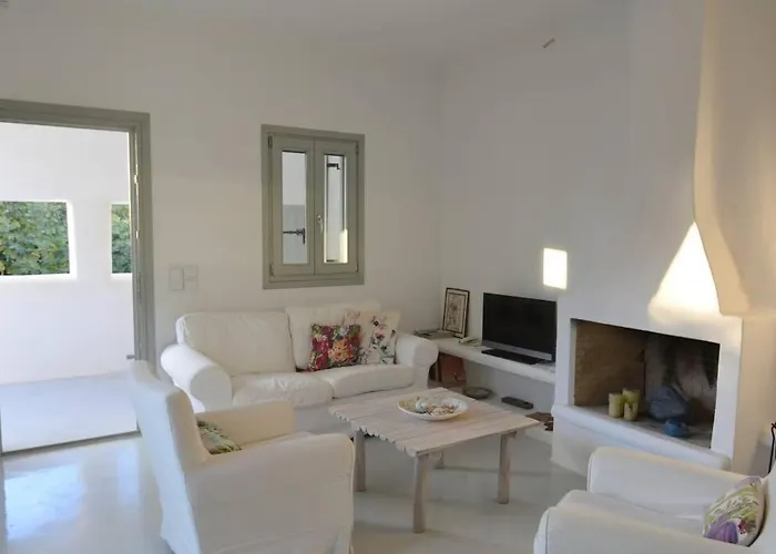 Semesterbostad Emelias House Sea Side Agia Anna (Naxos)