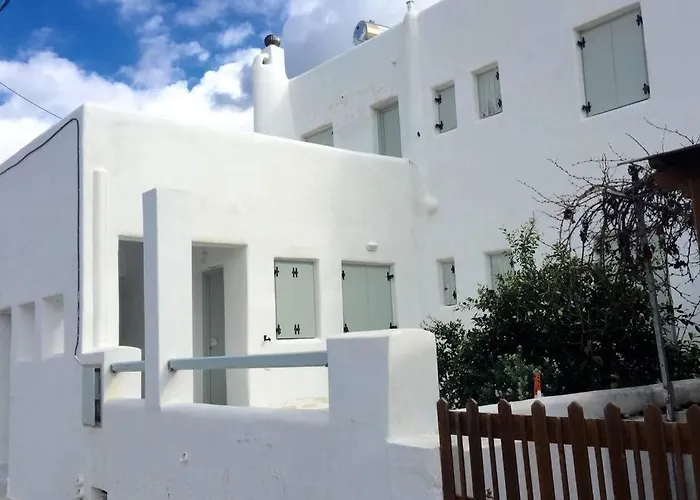 Semesterbostad Emelias House Sea Side *